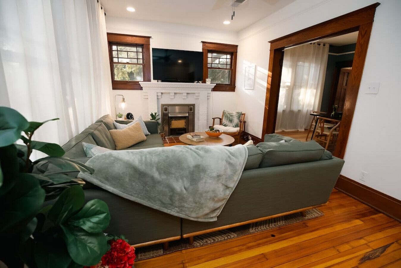 Coastal Craftsman · Cozy, Charming & Central