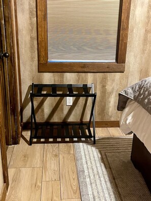 2 chambres, bureau, fer et planche à repasser, Wi-Fi gratuit