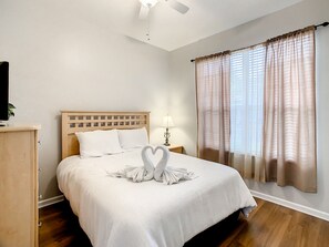 3 Schlafzimmer, Bügeleisen/Bügelbrett, WLAN, Bettwäsche