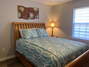 2 slaapkamers, een strijkplank/strijkijzer, wifi, beddengoed