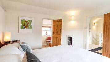 1 bedroom, individually decorated, individually furnished, free WiFi