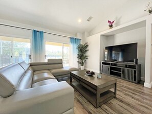 Televisión y estéreo 