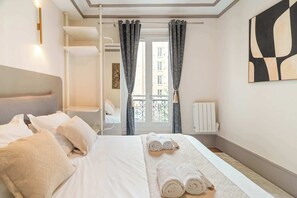 2 bedrooms, iron/ironing board, travel crib, WiFi