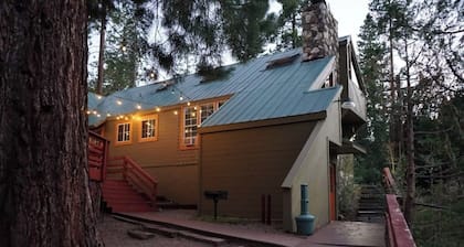 This fourplex is a 1 bedroom(s), 1 bathrooms, located in Shaver Lake, CA.