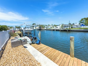 Marina - Waterfront w/ Dock | Pool, Kayaks & Dolphin Sightings (Bradenton)
