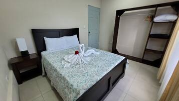 3 chambres, coffres-forts dans les chambres, Wi-Fi gratuit