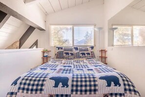 3 bedrooms, desk, free WiFi, bed sheets