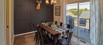 NEW Modern Smoky Mountain Retreat/Game Room