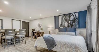 Oak Hills Loft! King Workspace w Scenic Views