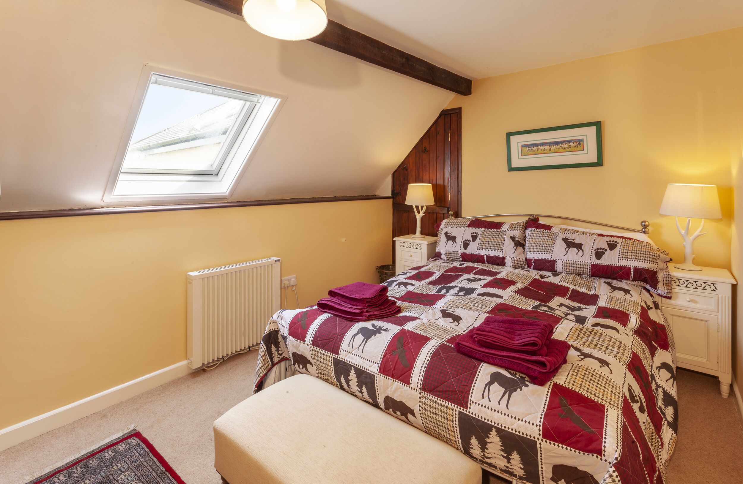 2 bedrooms, individually decorated, individually furnished, free WiFi