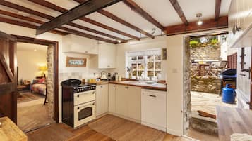 Fridge, dishwasher, electric kettle, toaster