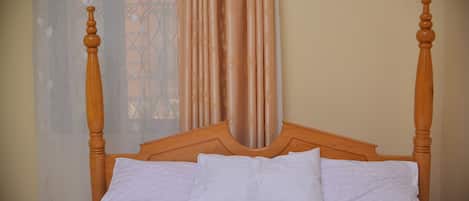 6 chambres, bureau, fer et planche Ă repasser, Wi-Fi gratuit