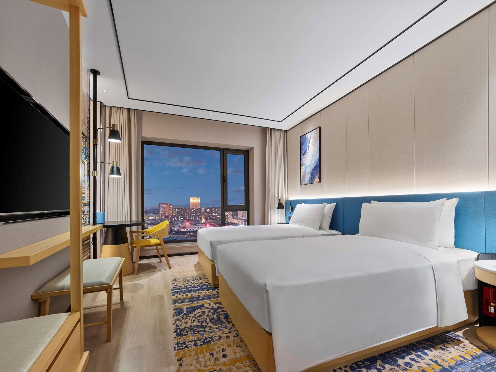 Premium bedding, down duvets, minibar, in-room safe