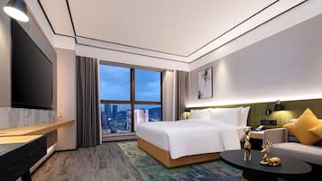 1 bedroom, premium bedding, down comforters, minibar