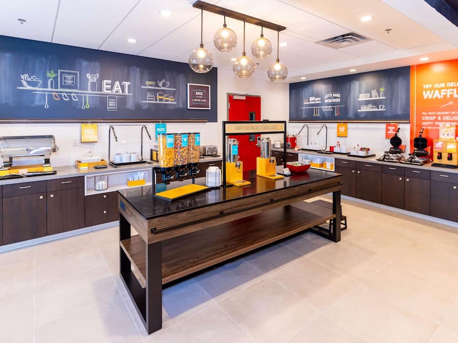 Free daily buffet breakfast