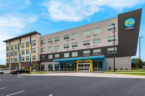 Exterior - Tru By Hilton Wilson (Wilson)