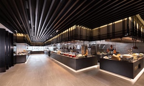 Buffet déjeuner (65000 KRW par personne)