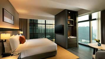 Junior Suite, 1 King Bed | Minibar, in-room safe, laptop workspace, iron/ironing board