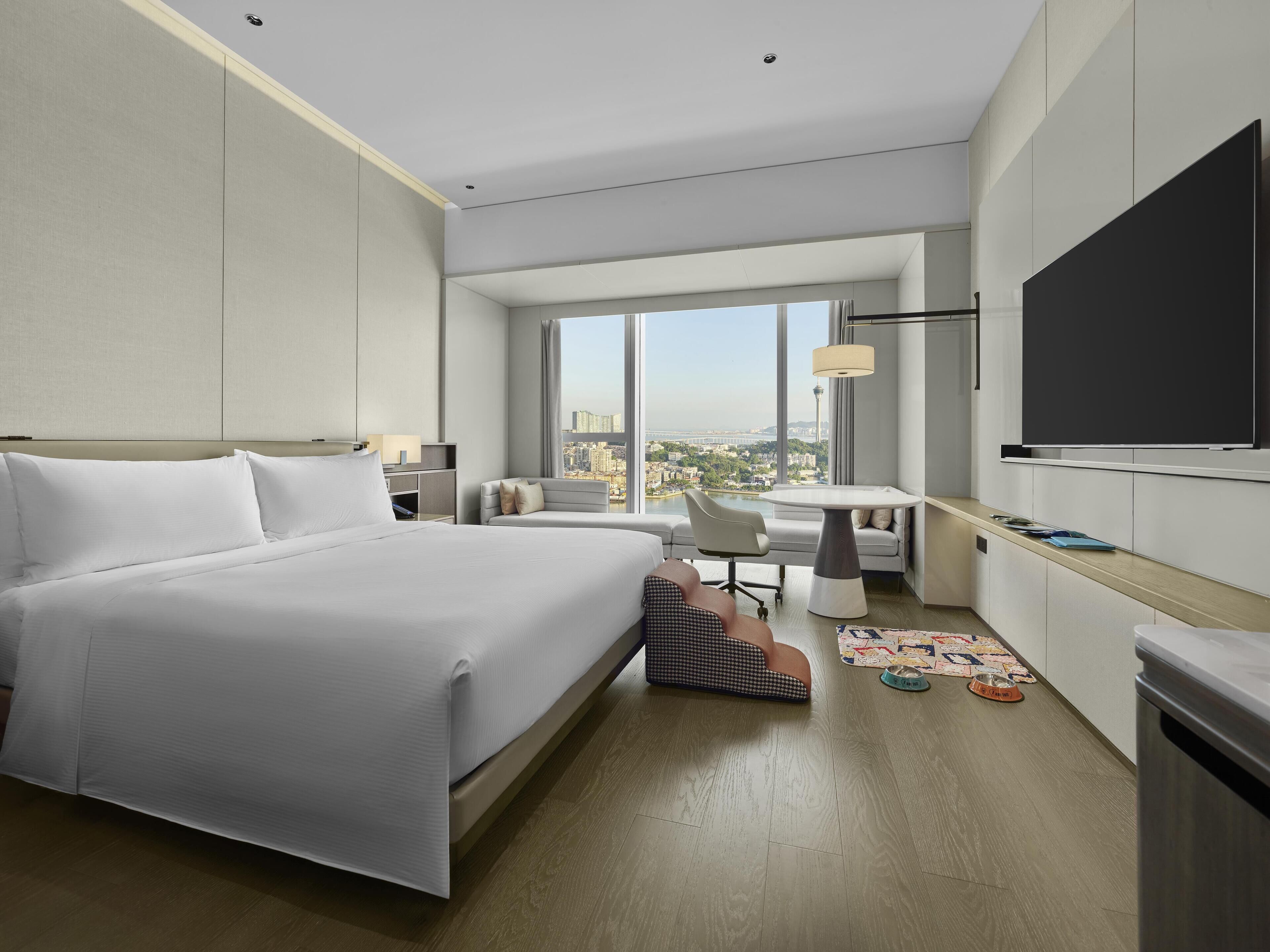 Habitación Deluxe, 1 cama de matrimonio grande, vistas al mar | Ropa de cama de alta calidad, edredones de plumas, caja fuerte