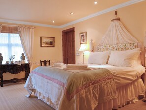 5 camere, Wi-Fi, lenzuola
