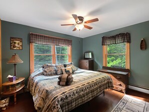 5 bedrooms, WiFi, bed sheets