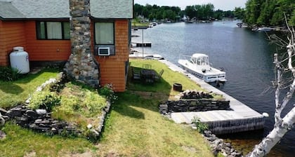 Salmon Run Lodge (Waterfront on the Moose River)