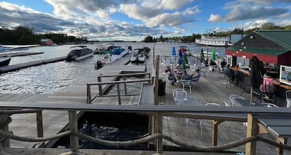Lakeside Loft (Direct Access to Moosehead Lake!)