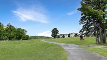 Enceinte de lâhĂ©bergement