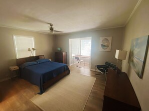 3 soverom, skrivebord, wi-fi (inkludert) og sengetøy