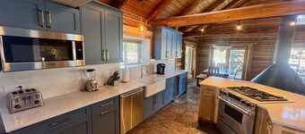 Beautiful Waterfront Log Cabin