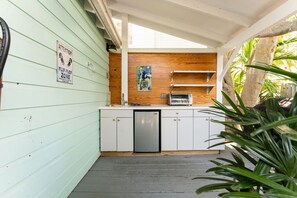 Interior - Cottage in Old Town Key West w/ Pool, Parking and Privacy. One block from Duval! (Key West)