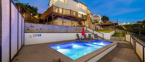 Indoor pool, outdoor pool