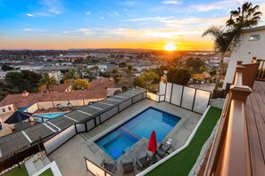 Indoor pool, outdoor pool
