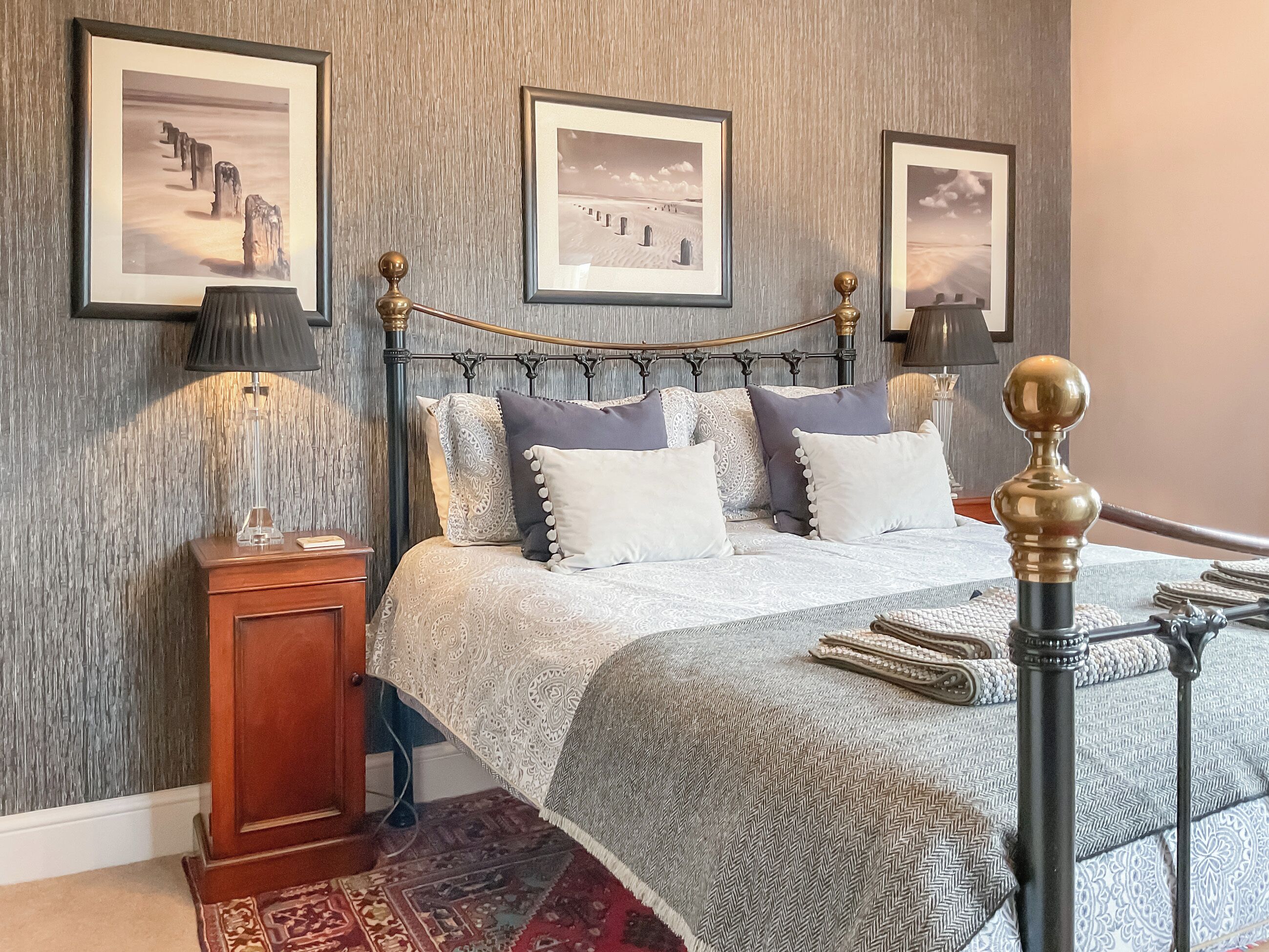 3 bedrooms, free WiFi, bed sheets
