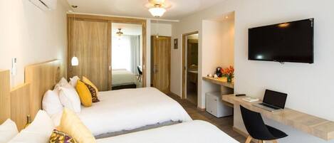 1 bedroom, travel cot, WiFi