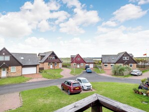 Property grounds - 2 bedroom accommodation in Beadnell (Beadnell)