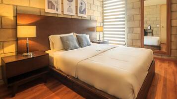 2 bedrooms, desk, iron/ironing board, free WiFi