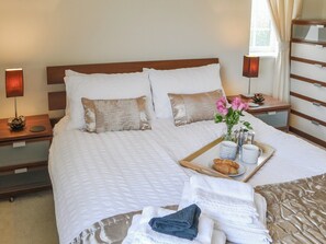 4 Schlafzimmer, kostenloses WLAN, Bettwäsche