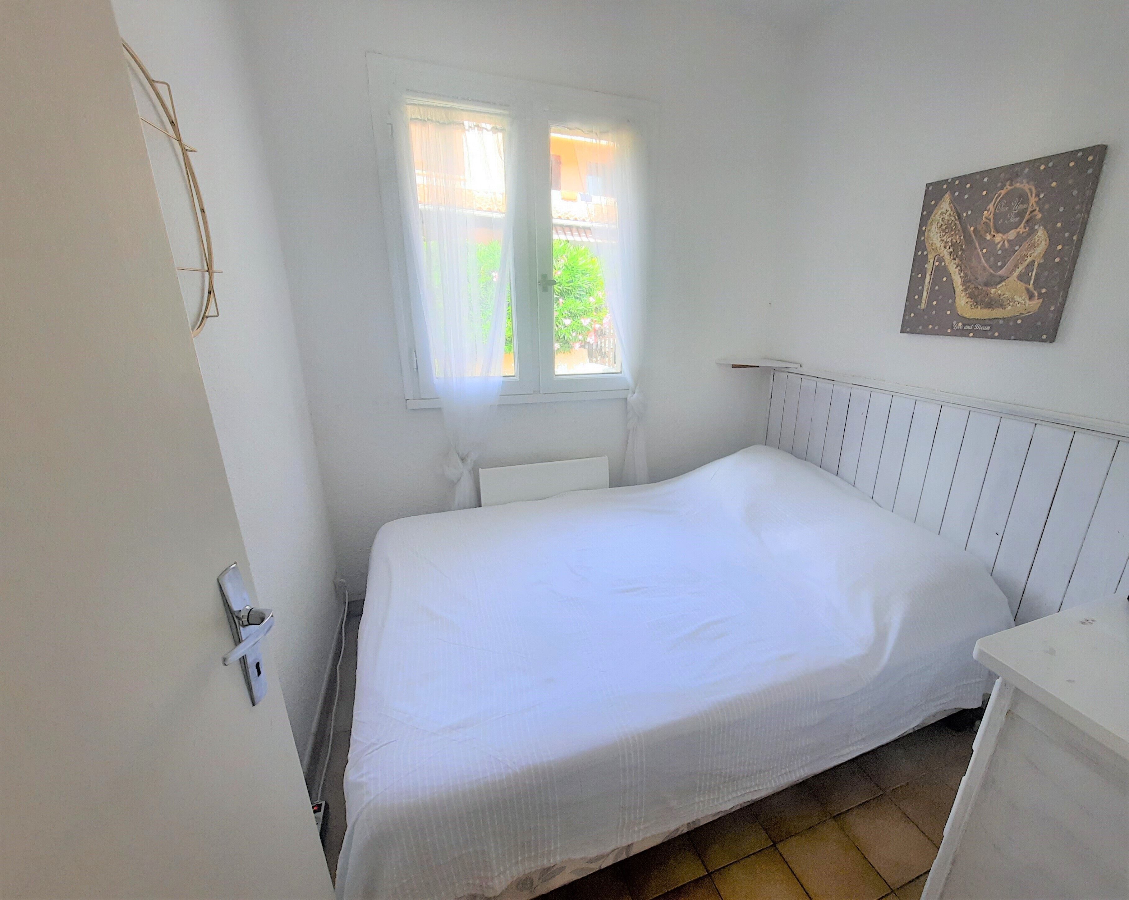 2 camere, ferro/asse da stiro, Wi-Fi gratuito, lenzuola