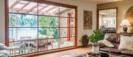 TV connectée, cheminée