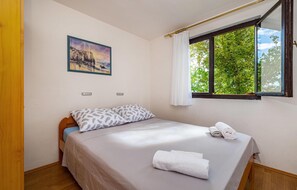 2 soverom og sengetøy