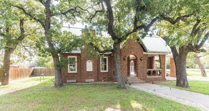 Charming, Tudor Style Home Newly Renovated!
