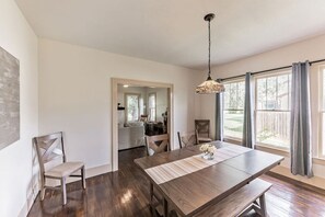 Dining - Charming, Tudor Style Home Newly Renovated! (Mineral Wells)