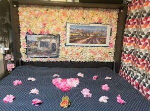 1 chambre, coffres-forts dans les chambres, fer et planche à repasser