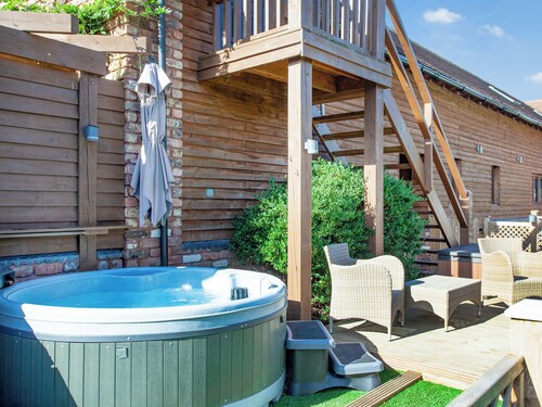 Orchard View-UK40871