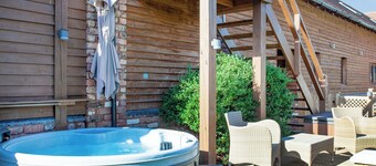 Orchard View-UK40871