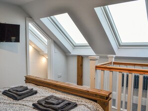 3 bedrooms, free WiFi, bed sheets - Loyal Cerise Bondgate (Selby)