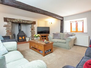 Fireplace - Four Seasons Cottage (Torrington)