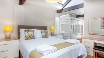 4 sovrum, gratis wi-fi och sängkläder