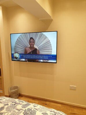 1 habitación y caja de seguridad en la habitación